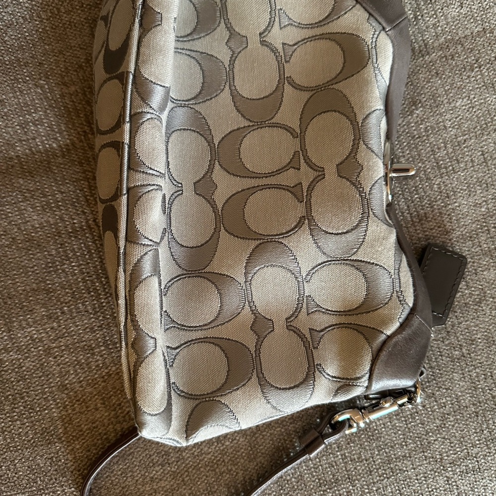 Coach Signature Pattern Gray Shoulder Bag